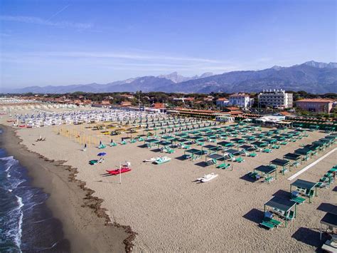 yves saint laurent forte dei marmi